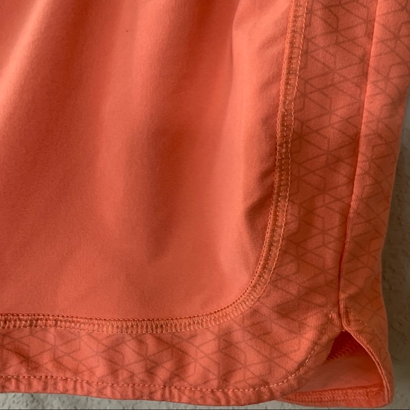 Columbia Reflective Athletic Shorts - Picture 3 of 5